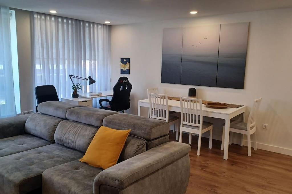 A H - Apartment Oporto Downtown Buitenkant foto