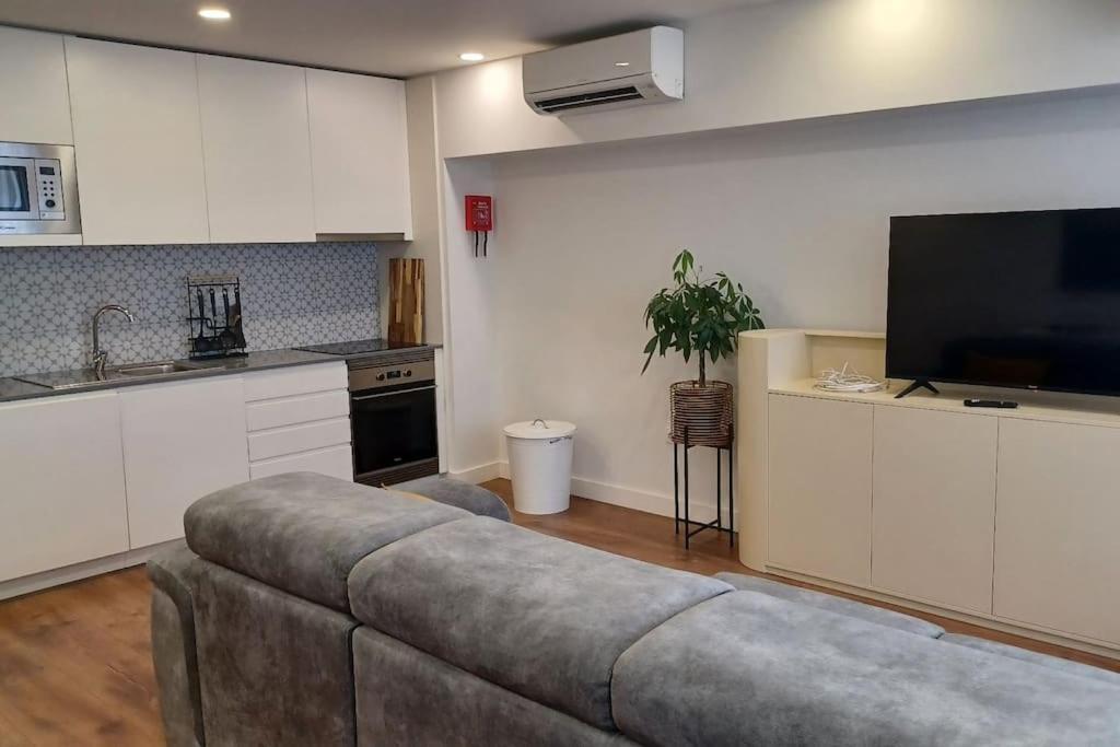 A H - Apartment Oporto Downtown Buitenkant foto
