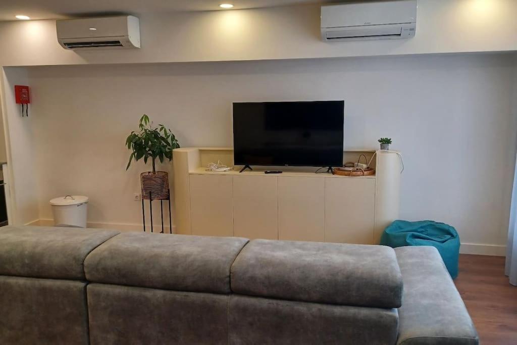 A H - Apartment Oporto Downtown Buitenkant foto
